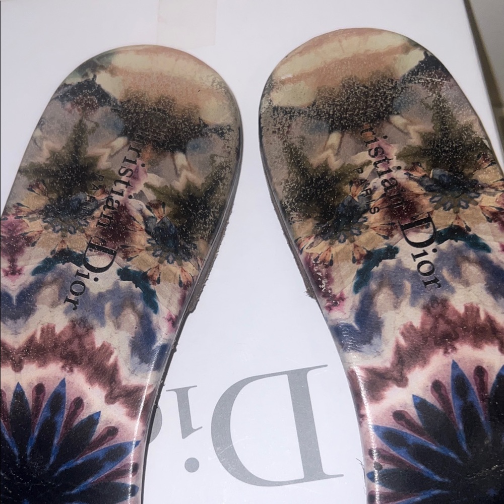 Dior Beige and Black Slide Sandals - Picture 4 of 4